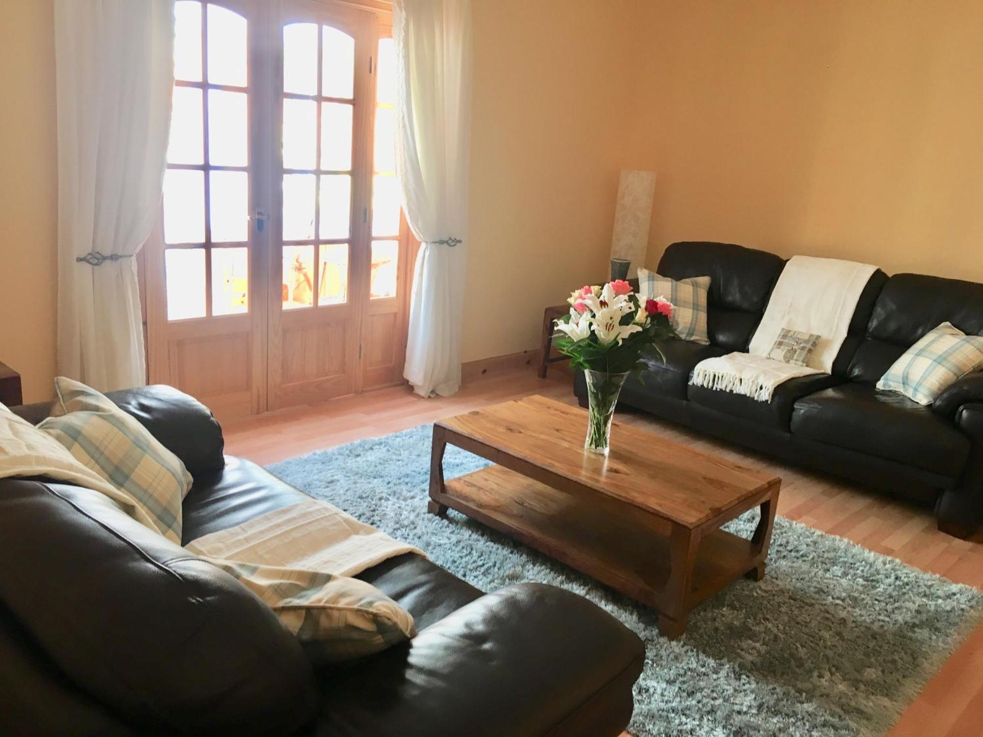 Guest house White North Kessock